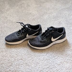 Nike Black and White Sneakers